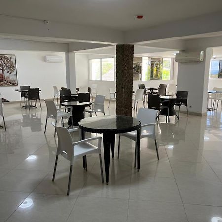 Hotel Wimbi Sun Пемба Экстерьер фото