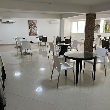 Hotel Wimbi Sun Пемба Экстерьер фото